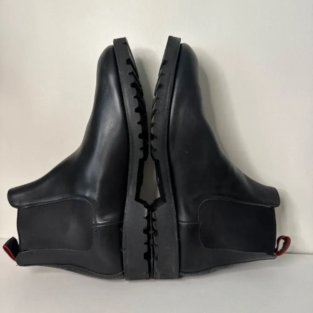 Allen Edmonds Tate Chelsea Boots Extralight Lug Sole - Black Leather | Size 12 D